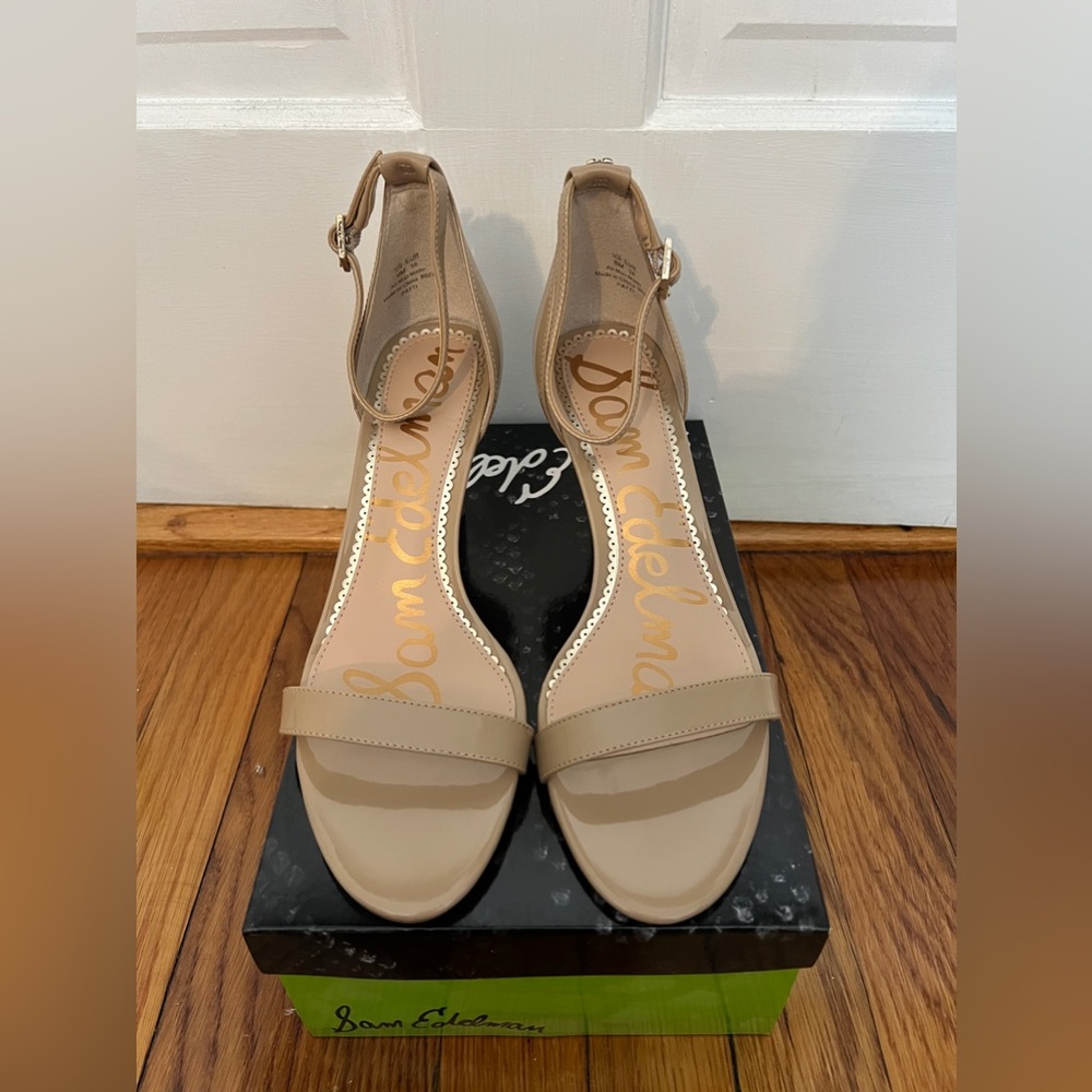 BRAND NEW SAM EDELMAN SANDALS